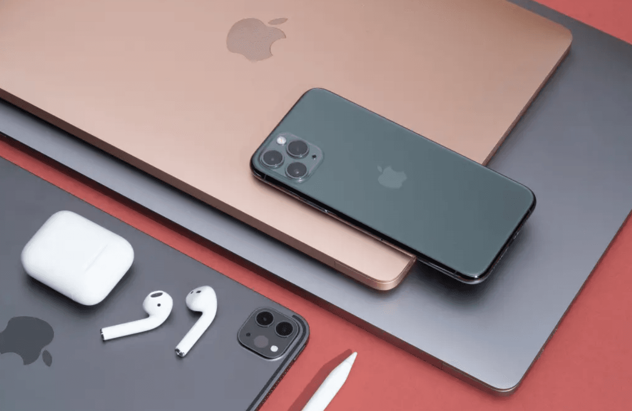 انخفاض سهم Apple بعد رفع الأسعار: ما الذي يجب أن يعرفه المستثمرون